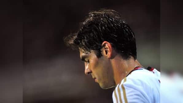 Kaka bids emotional adieu to Sao Paulo as he leaves for MLS