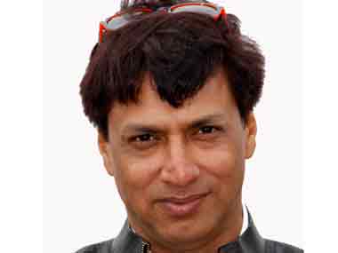 Basu Chatterjee, Hrishikesh Mukherjee inspire Madhur's next film Basu Chatterjee, Hrishikesh Mukherjee inspire Madhur's next film