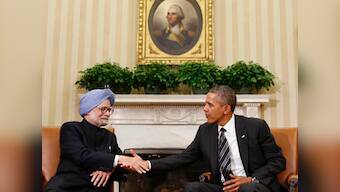 Manmohan-Obama sign first commercial nuclear deal agreement