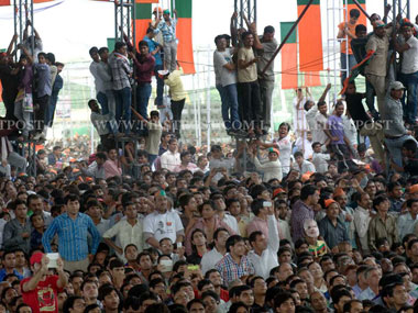 Exit polls 2014: Modi wave drowns AAP effect in Delhi Exit polls 2014: Modi wave drowns AAP effect in Delhi