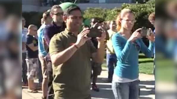 Android KitKat video accidentally reveals Google's Nexus 5 phone