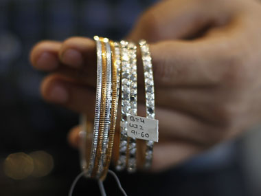 Is gold-obsessed India now lapping up platinum? Is gold-obsessed India now lapping up platinum?