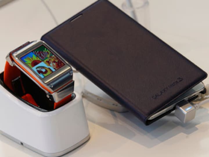 Live: Samsung Note 3 is 49,900, Gear 22,990 and no bundled discount