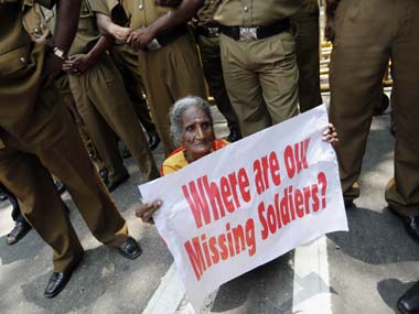 Commonwealth leaders urged to boycott summit in Sri Lanka Commonwealth leaders urged to boycott summit in Sri Lanka