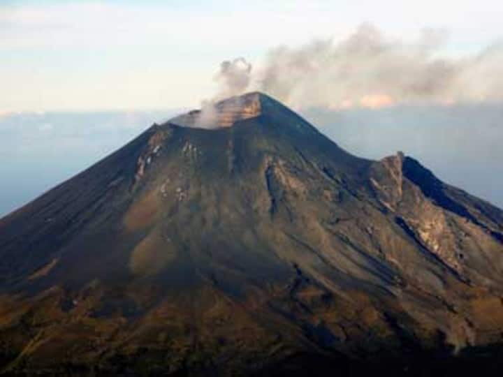 Largest volcano on Earth discovered under Pacific Ocean