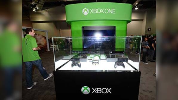 Microsoft's sexist Xbox One letter: Sure, women would rather knit 