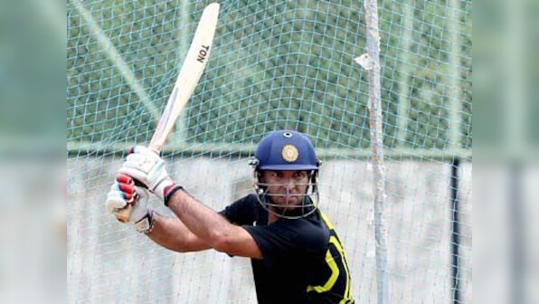 Yuvraj and Nayar shine as India Blue beat India Red by 11 runs