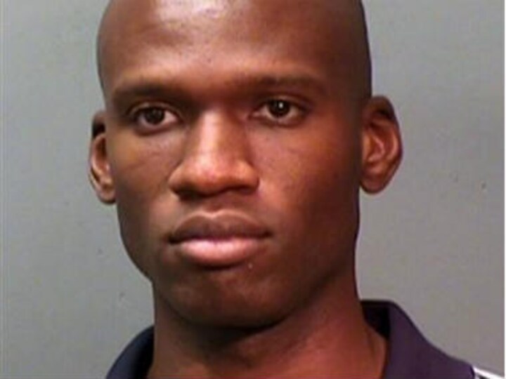 Washington: Navy Yard gunman told police he was hearing voices 