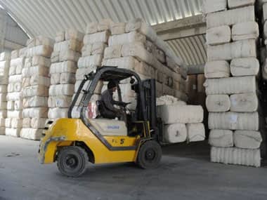 Cotton export policy. AFP