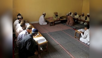 Leading Islamic body Darul Uloom issues fatwa against photography