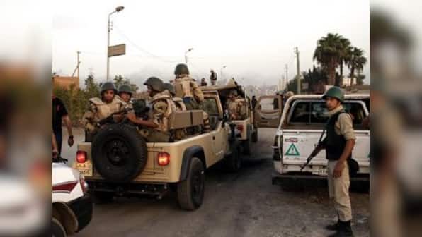 Egypt: Security forces raid village near Giza pyramids in search of Islamist groups