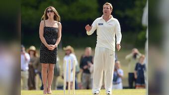 Elizabeth Hurley, Shane Warne heading towards splitsville?