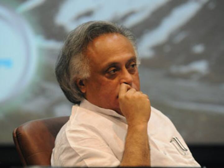 Land Bill has Rahul Gandhi's signature on it: Jairam Ramesh Land Bill has Rahul Gandhi's signature on it: Jairam Ramesh