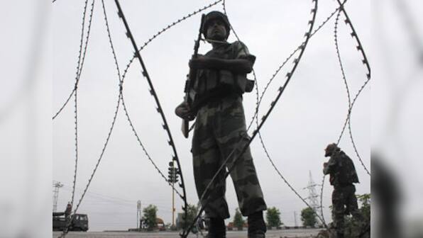 Within hours of flag meeting Pak violates ceasefire again