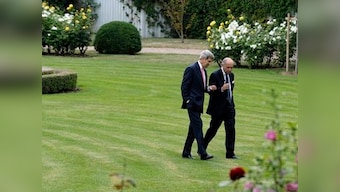 France to float UN resolution to make Syria dismantle chemical weapons