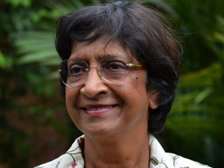 Lanka rejects Navi Pillay's call for war crimes probe