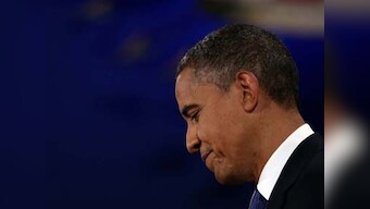 US senator talks all night to thwart spending bill, Obama's healthcare law