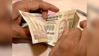 Technical charts suggest rupee has bottomed out after its 20% plunge