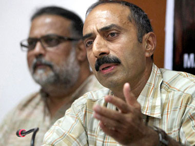 Sanjeev Bhatt forged evidence to malign Gujarat govt: SIT Sanjeev Bhatt forged evidence to malign Gujarat govt: SIT