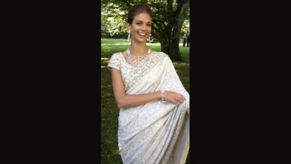Supermodel Kendra Spears wears Indian designer for her royal wedding