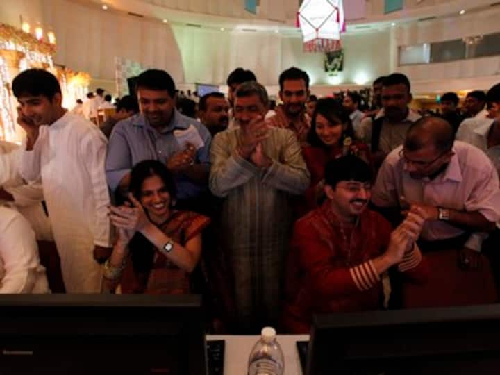 Samvat 2070: Everything you need to know about Muhurat trading Samvat 2070: Everything you need to know about Muhurat trading