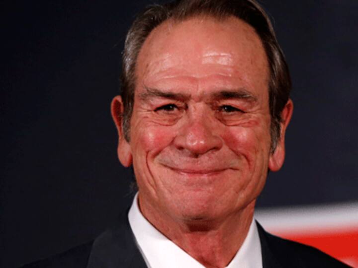 Tommy Lee Jones to direct 'The Cowboys' remake Tommy Lee Jones to direct 'The Cowboys' remake