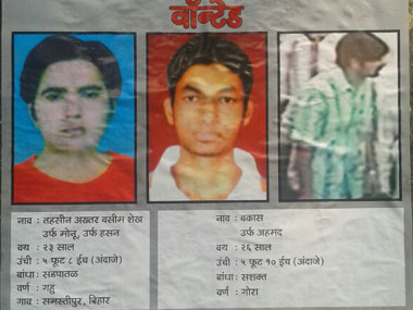 NIA announces Rs 10 lakh reward for Mumbai triple blasts suspect NIA announces Rs 10 lakh reward for Mumbai triple blasts suspect