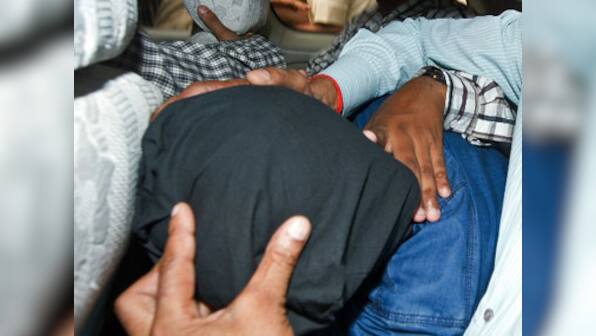 Kamal Farooqui fit to be in Pakistan: Praveen Togadia