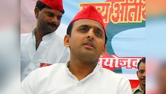 Only a Third Front can stop communal forces: Akhilesh Yadav