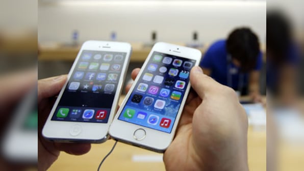 RCom, Airtel to sell iPhone 5s for 54,000 and 5c for Rs 42,000 from 1 Nov