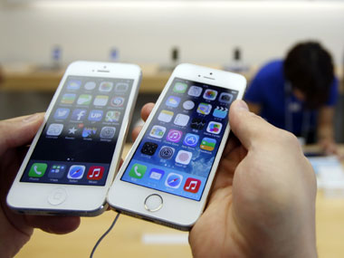 Apple's iPhone 5s, 5c in India on 1 Nov: How much will it cost?  Apple's iPhone 5s, 5c in India on 1 Nov: How much will it cost?