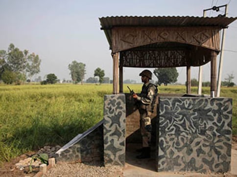 Ministry of Home Affairs approves construction of 14,000 new Army bunkers along the International Border and LoC Ministry of Home Affairs approves construction of 14,000 new Army bunkers along the International Border and LoC