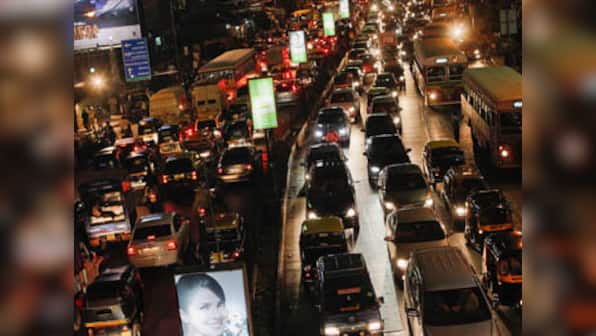 India's congested cities: Improve public transport, buy fewer cars