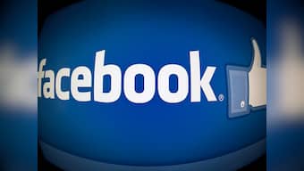 Social media no longer just for youth, transformed newsrooms & newsmakers in 2013