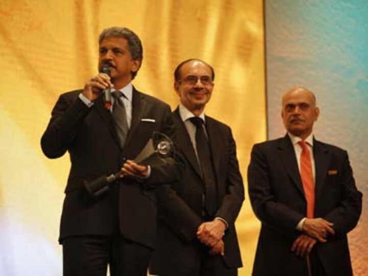 Anand Mahindra is Forbes India's "Entrepreneur for the Year 2013"