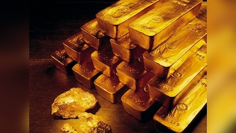 Gold set for third monthly gain; coronavirus pandemic fears lift rate-cut bets, epidemic may result in global, US recessions