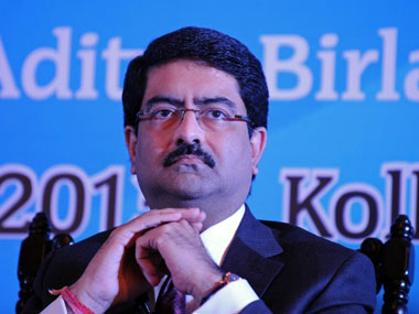 Sun Life to raise stake in Birla Sun Life to 49% for Rs 1,664 cr Sun Life to raise stake in Birla Sun Life to 49% for Rs 1,664 cr