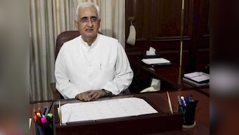 Khurshid in Lanka for bilateral talks, to meet Rajapaksa, Peiris
