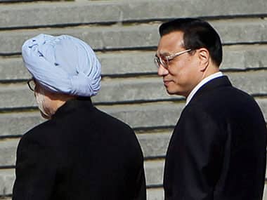 Manmohan Singh and Li Keqiang. PTI