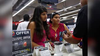 Gloomy Diwali: Middle class is only window-shopping