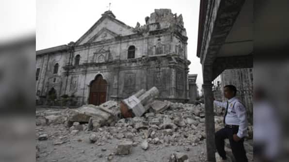 Death toll in Philippines earthquake mounts to 107