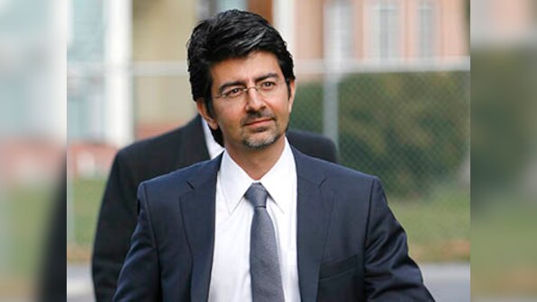 eBay's Omidyar wants readers to be engaged citizens