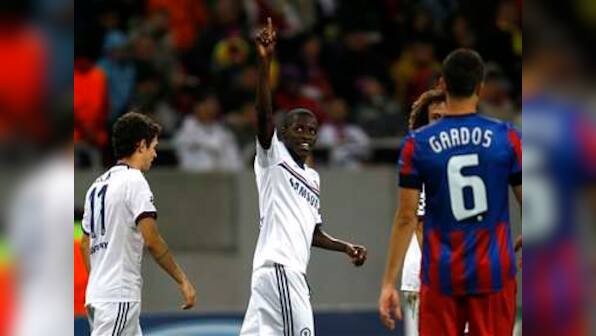 Ramires double leads Chelsea to four-goal romp