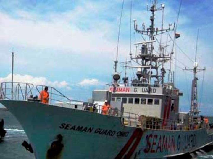 Tuticorin district chief makes spot assessment of US ship 