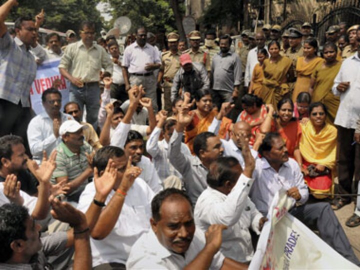 Andhra crisis: HC agrees to hear Cong MP Rajagopal's resignation plea