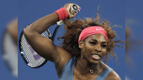 Serena Williams eases past Kerber in WTA Championships