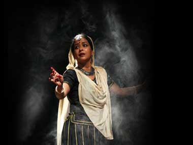 Pranab Mukherjee's daughter, Sharmistha, to contest 2014 polls? Pranab Mukherjee's daughter, Sharmistha, to contest 2014 polls?