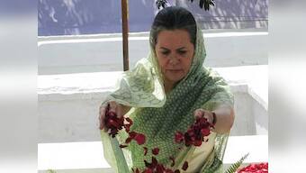 MP temple tragedy: Sonia expresses shock, anguish 