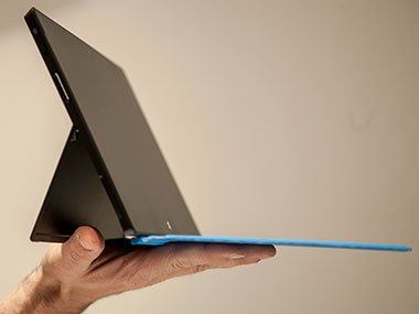 Microsoft pulls Windows RT 8.1 update over crash reports Microsoft pulls Windows RT 8.1 update over crash reports