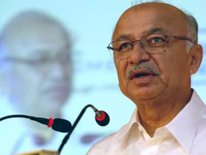 Social media if misused becomes a threat to social security: Shinde
